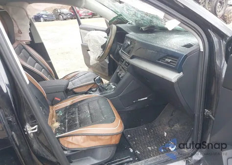 2023 Volkswagen Taos 1.5T Se из США, поврежденный, VIN 3VVVX7B28PM360103